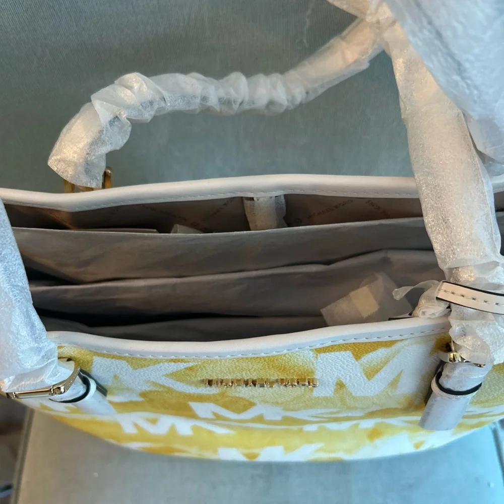 Michael Kors Jet Set Travel Tote - Buttercup  NWT